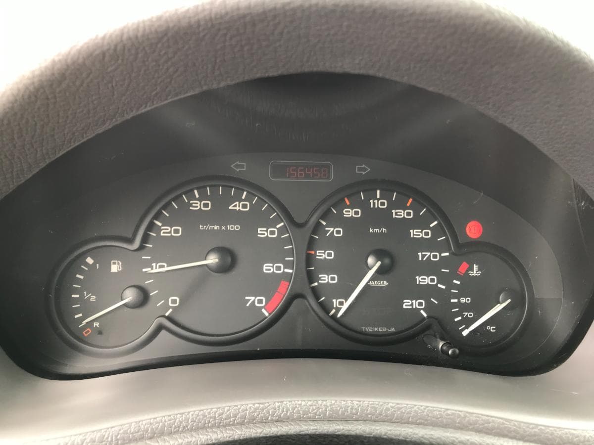 Peugeot 206 · Ano 1999 — image 13