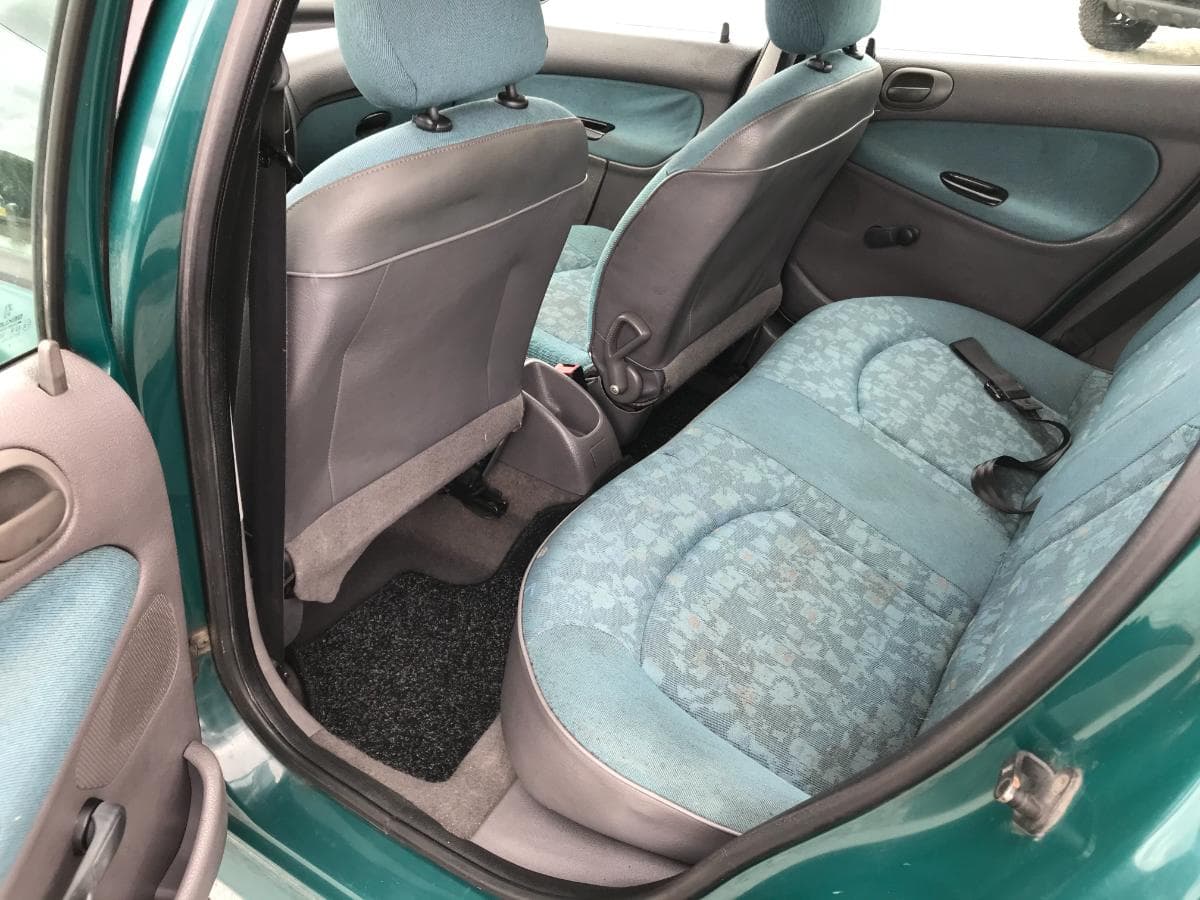 Peugeot 206 · Ano 1999 — image 19