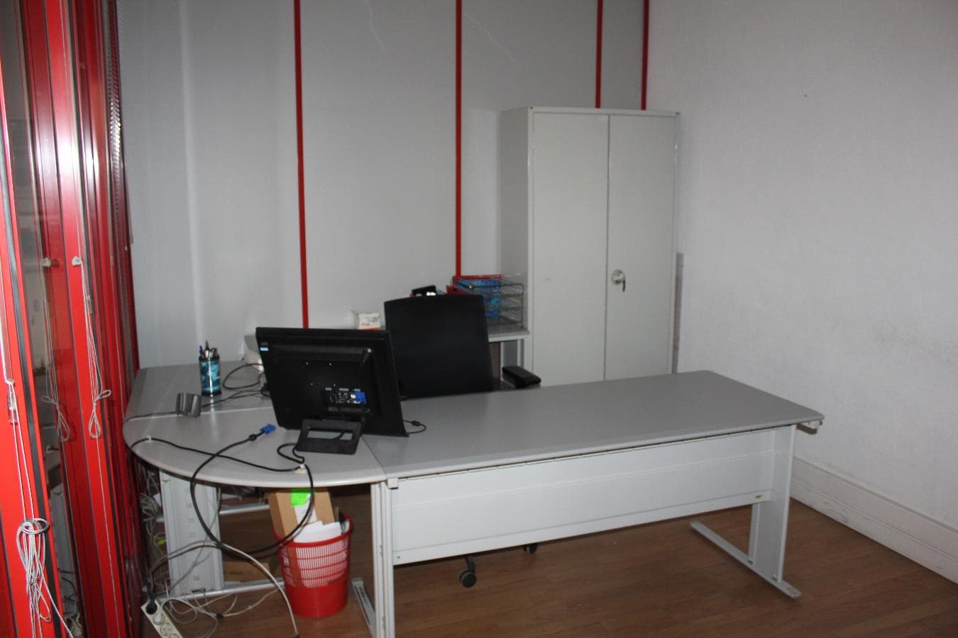 Equipamento de Escritório e Informático — imagem 1
