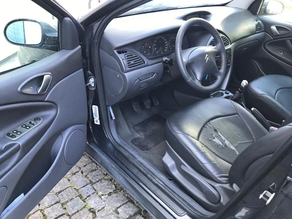Citroën C5 2.0 HDI · Ano 2003 — image 13