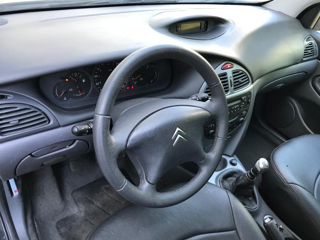 Citroën C5 2.0 HDI · Ano 2003 — image 15
