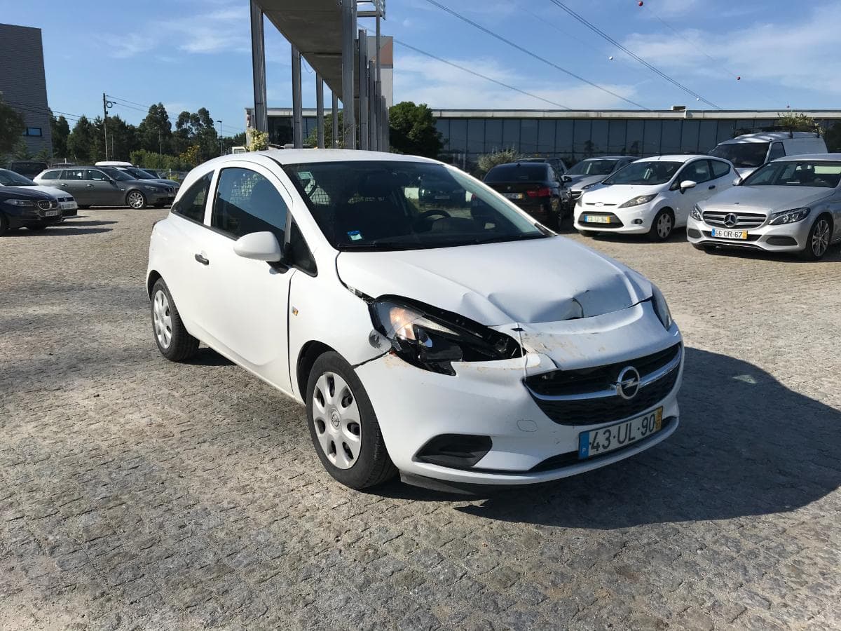 Opel Corsa 1.3 CDTI · Ano 2018 — imagen 1