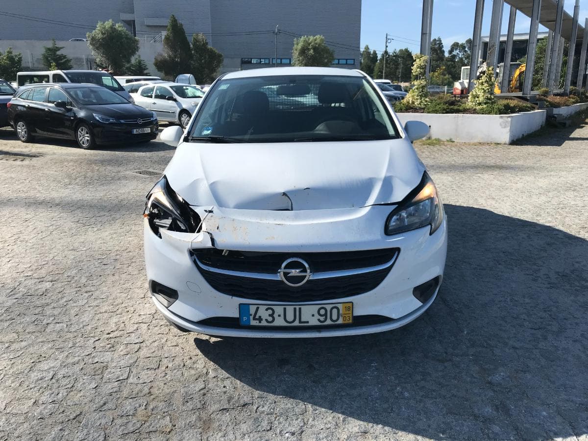 Opel Corsa 1.3 CDTI · Ano 2018 — imagen 2