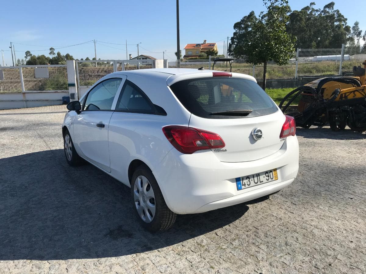 Opel Corsa 1.3 CDTI · Ano 2018 — imagen 6