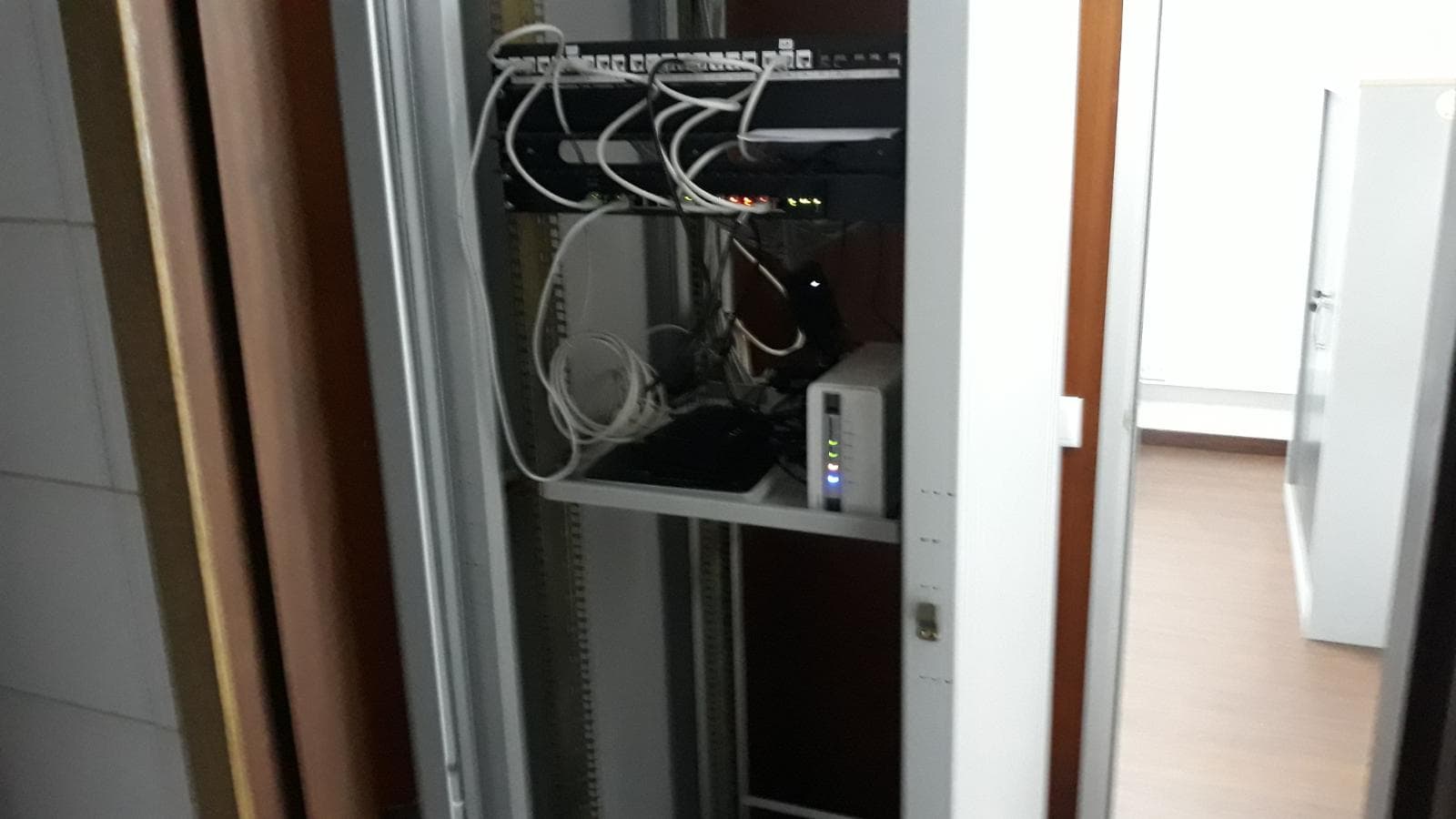 Equipamiento de Oficina — imagen 2