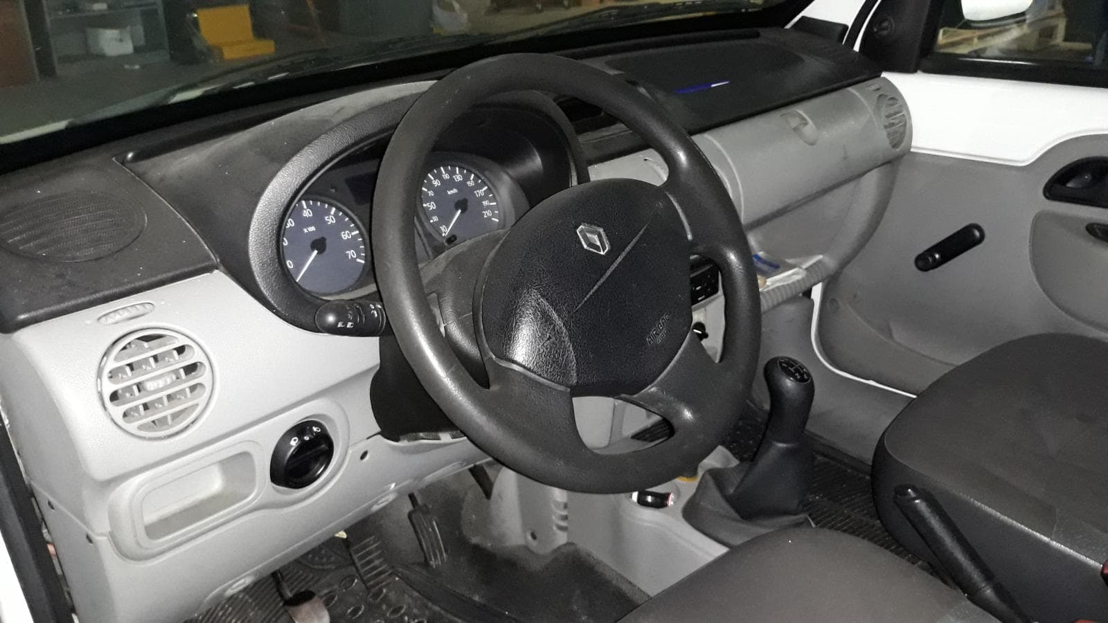 RENAULT KANGOO — imagen 3