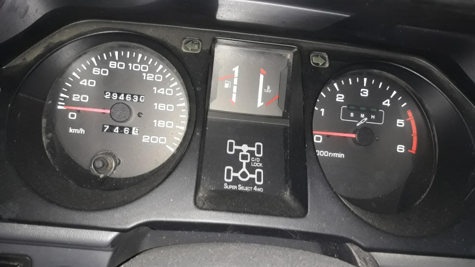 MITSUBISHI PAJERO 2800 — image 7