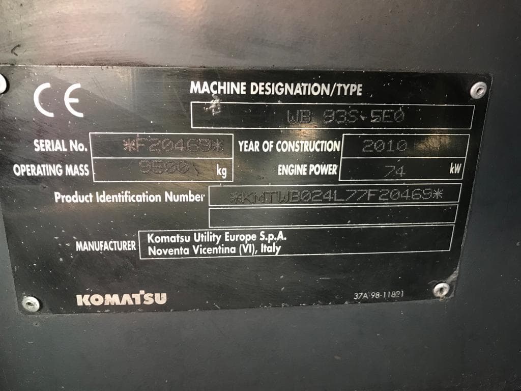 Retroescavadora Komatsu W93 S · Ano 2010 — imagen 12