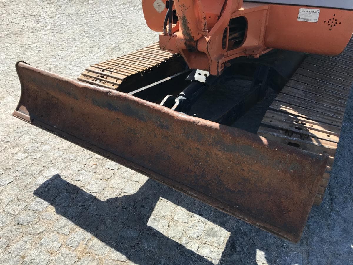 Mini Giratória Hitachi EX40-2 · Ano 2000 — imagem 6