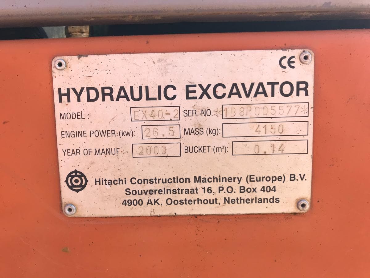 Mini Giratória Hitachi EX40-2 · Ano 2000 — imagem 13