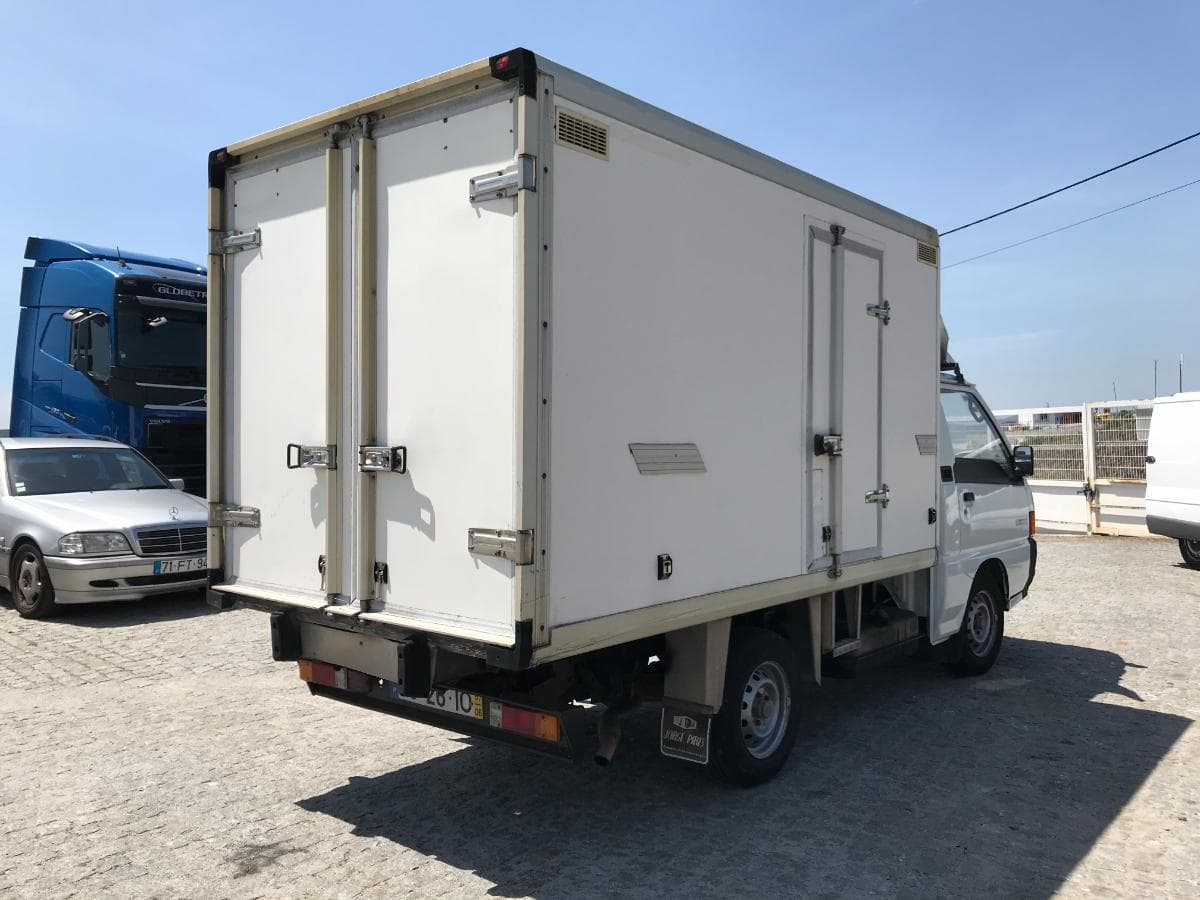 Mitsubishi L300 2.5TD · Ano 1997 — imagem 4