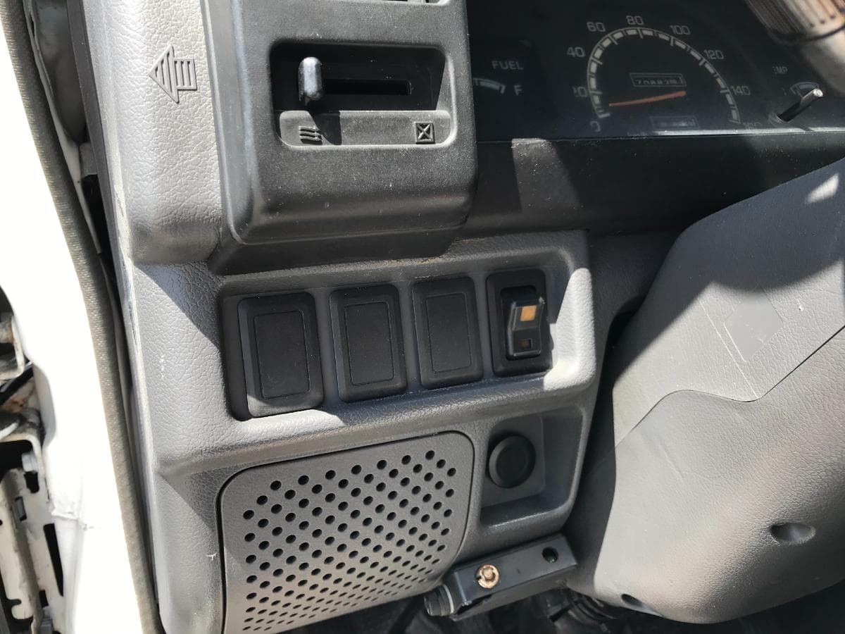Mitsubishi L300 2.5TD · Ano 1997 — imagem 15