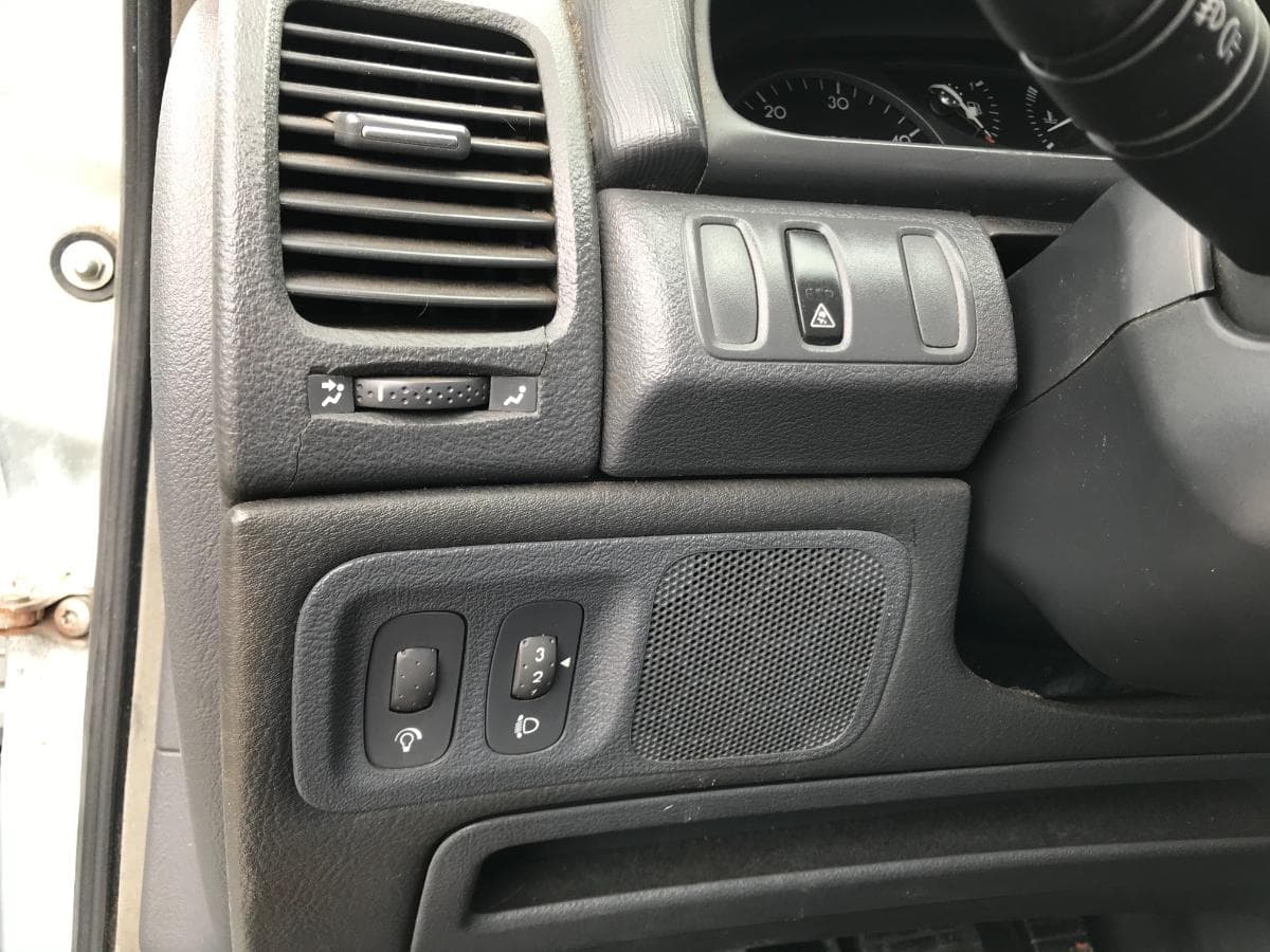 Renault Laguna 1.9DCI · Ano 2001 — imagem 25