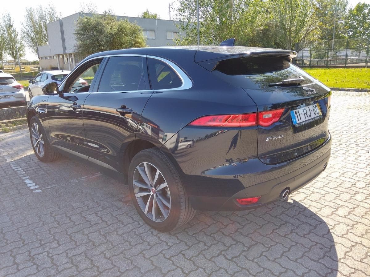 Jaguar F-Pace 3.0 TDV6 AWD Auto Prestige — imagem 3