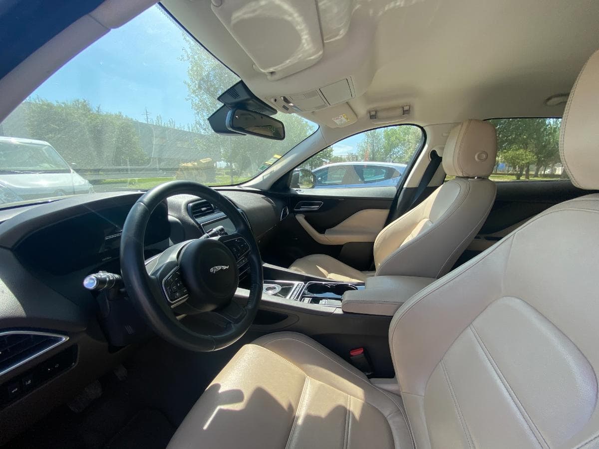Jaguar F-Pace 3.0 TDV6 AWD Auto Prestige — imagem 4