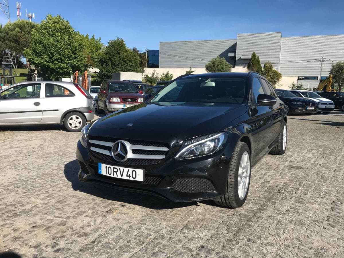 Mercedes-Benz C200 CDI Avangard · Ano 2015 — image 3