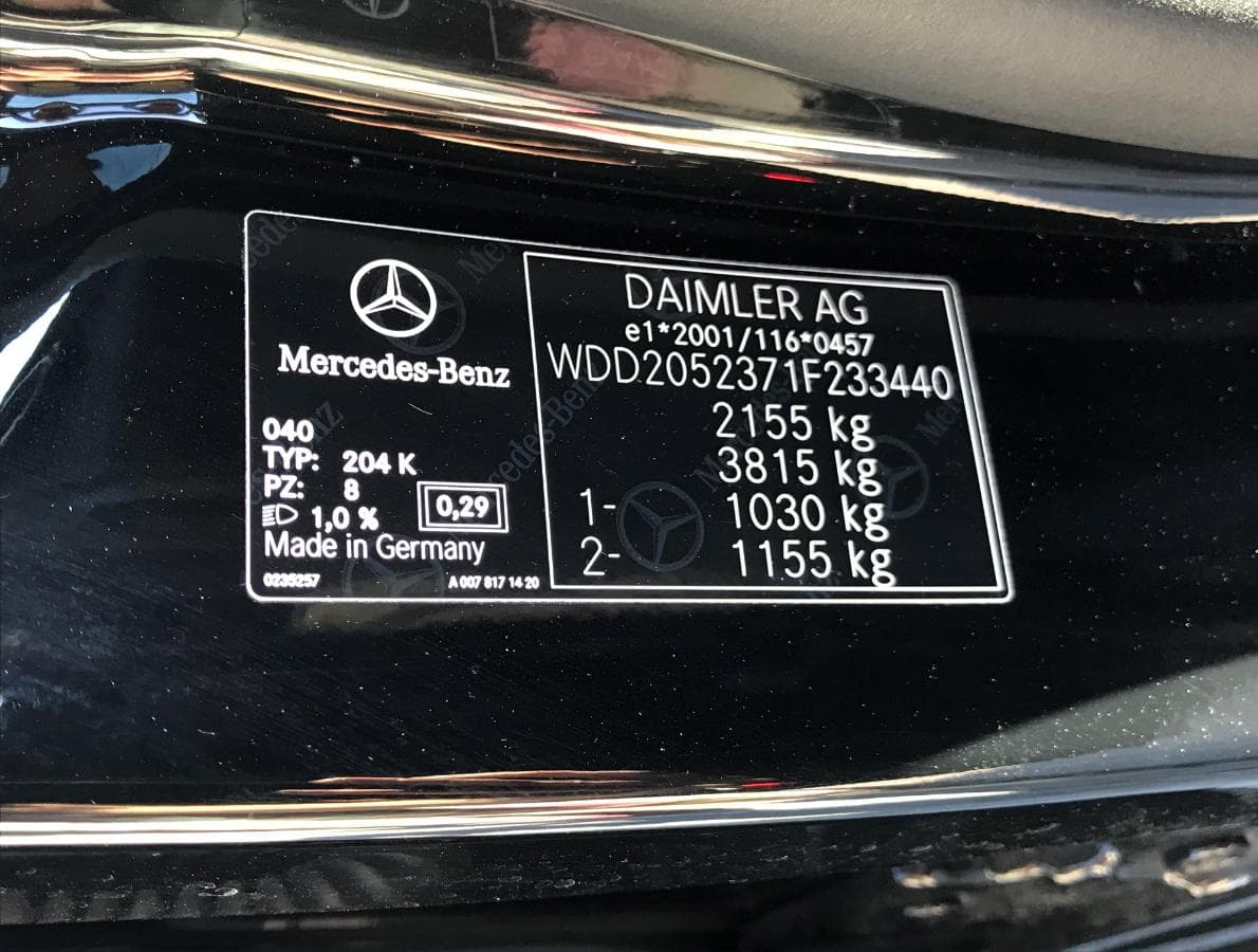 Mercedes-Benz C200 CDI Avangard · Ano 2015 — image 12
