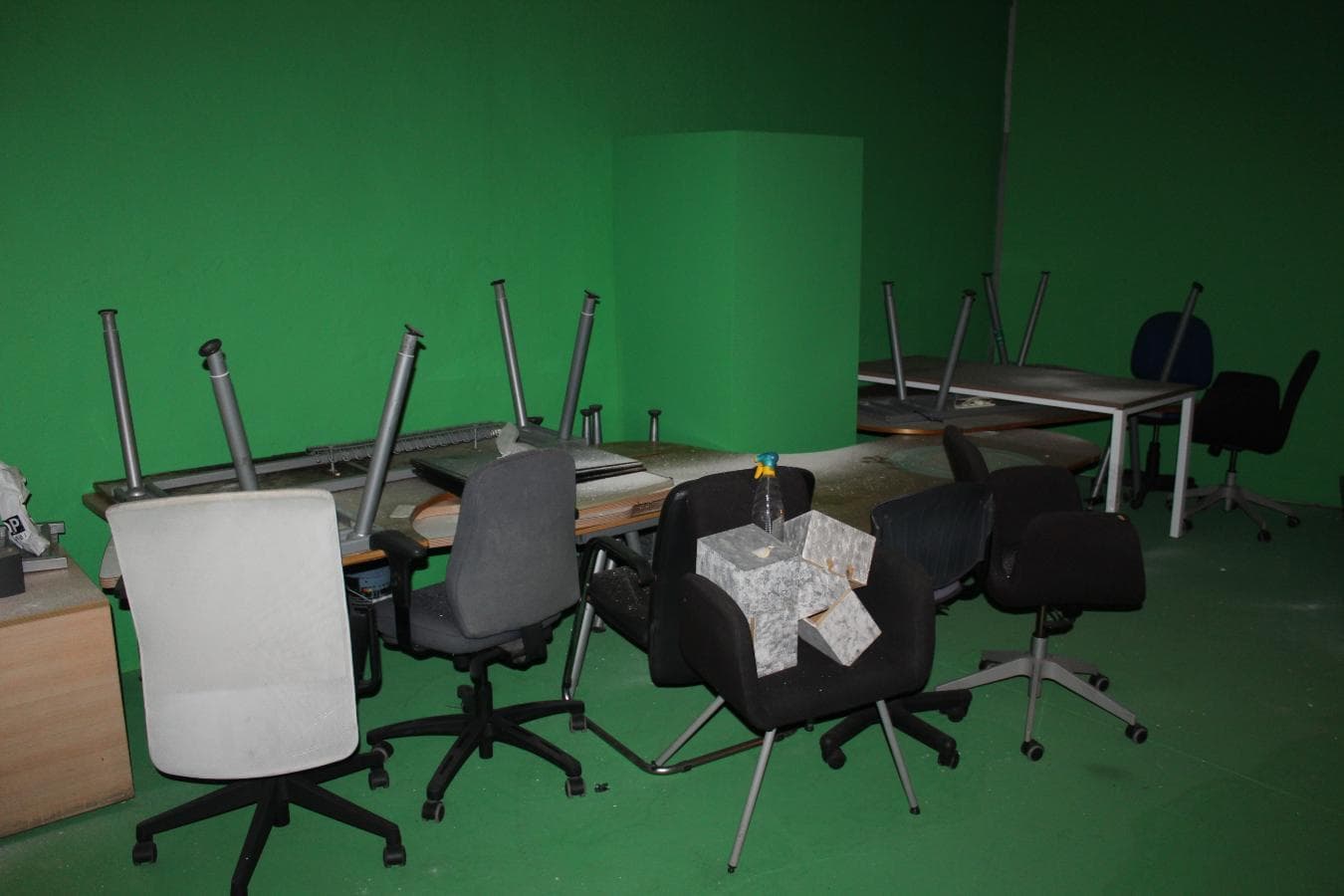 Cenários · Equipamento de Escritório · Material Informático · Diversos — imagem 43