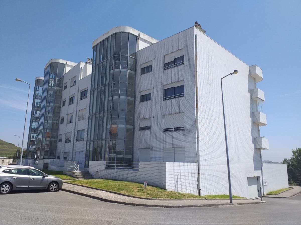 Apartamento T2 c/ Lugar de Garagem · Rio Tinto, Gondomar — imagen 8