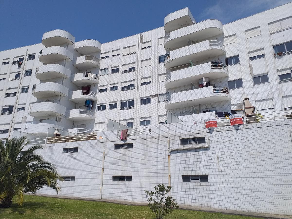 Apartamento T2 c/ Lugar de Garagem · Rio Tinto, Gondomar — imagen 13