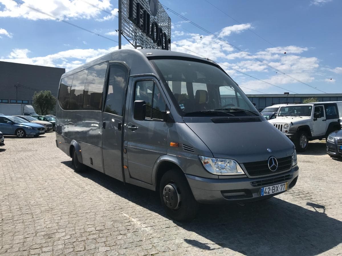 Mercedes-Benz 616CDi · 25 Lugares · Ano 2006 — imagen 1