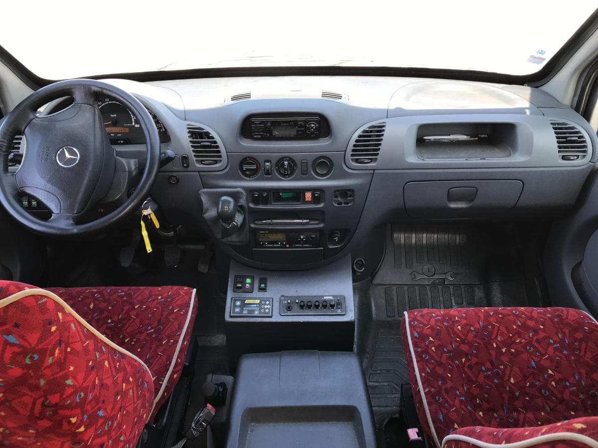 Mercedes-Benz 616CDi · 25 Lugares · Ano 2006 — imagen 25