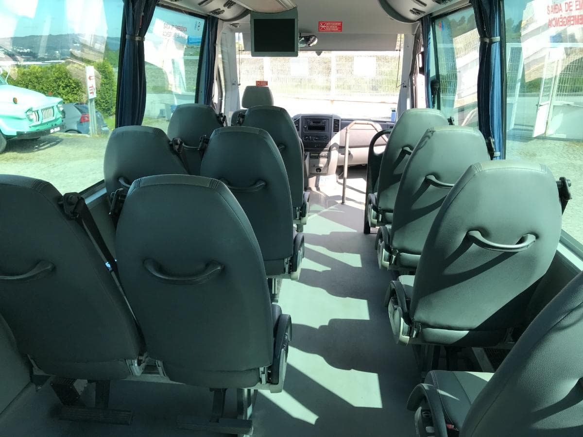 Volkswagen Crafter · 17 Lugares · Ano 2011 — imagem 21