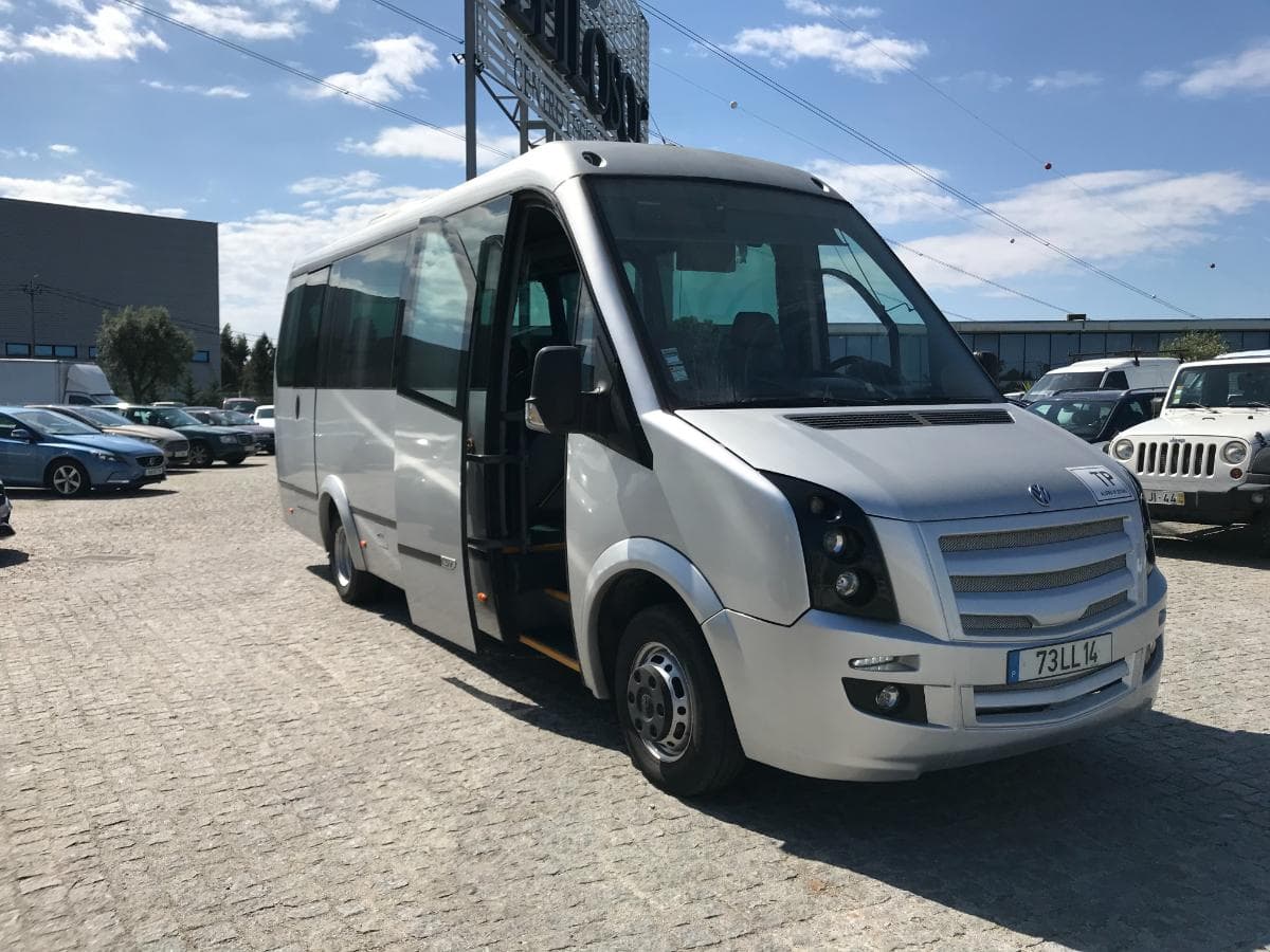 Volkswagen Crafter · 17 Lugares · Ano 2011 — image 1