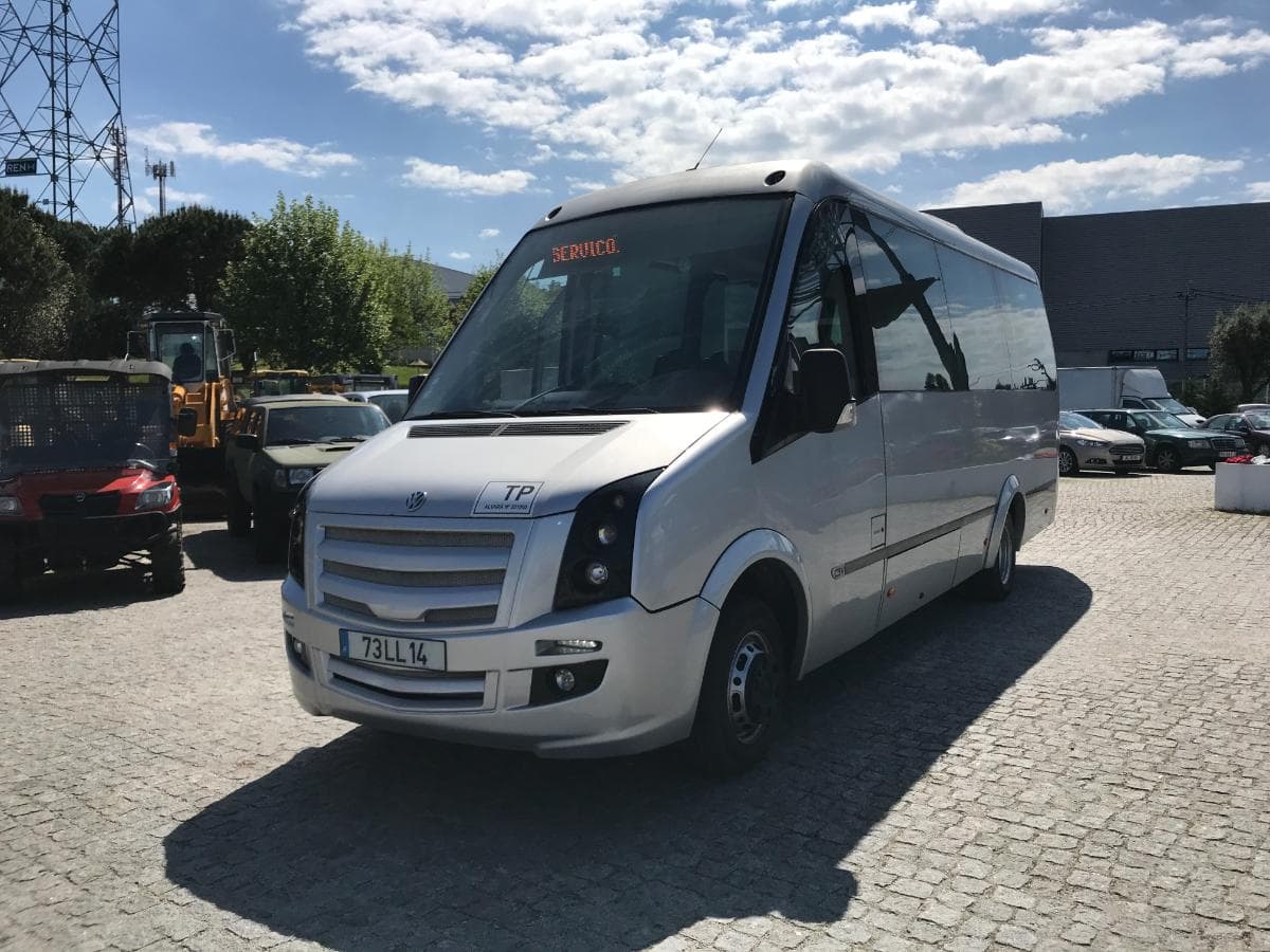 Volkswagen Crafter · 17 Lugares · Ano 2011 — image 3