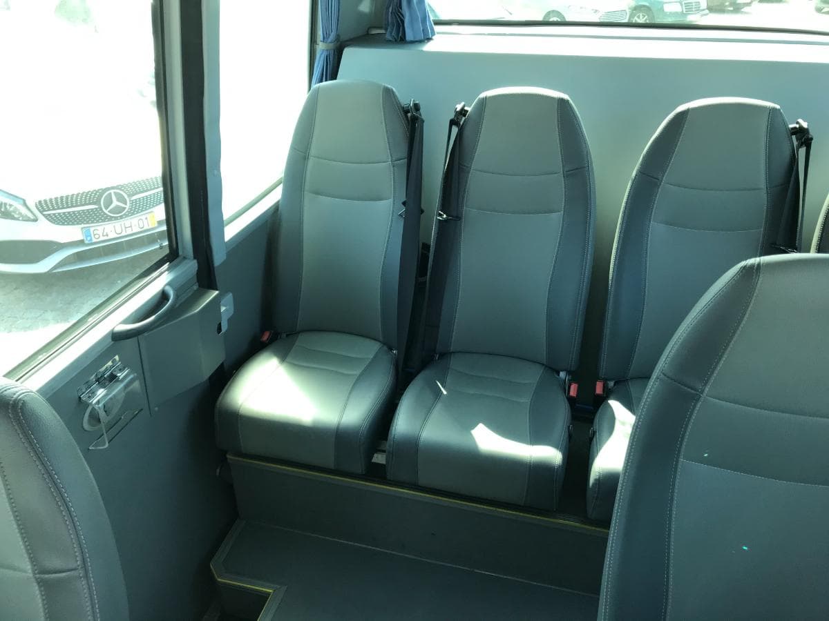 Volkswagen Crafter · 17 Lugares · Ano 2011 — image 14