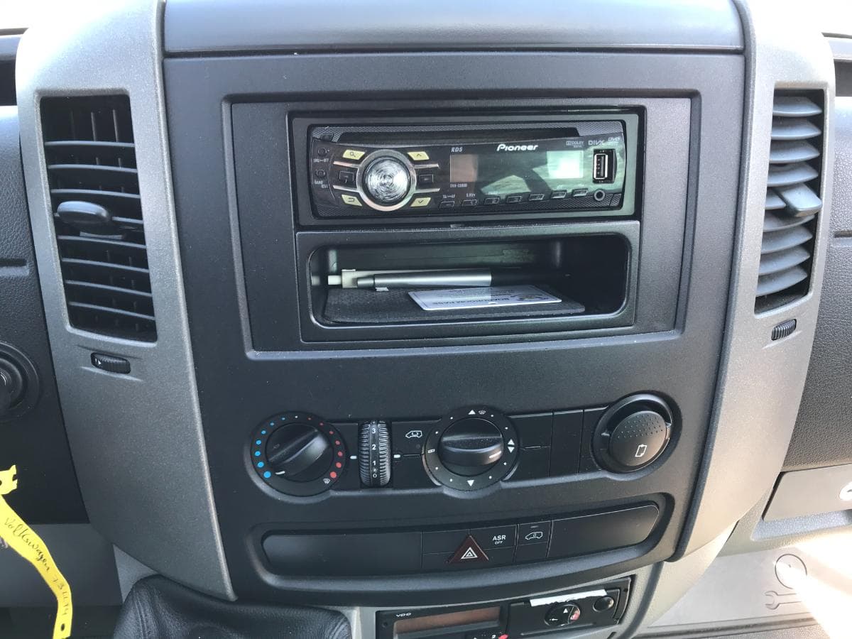 Volkswagen Crafter · 17 Lugares · Ano 2011 — image 18