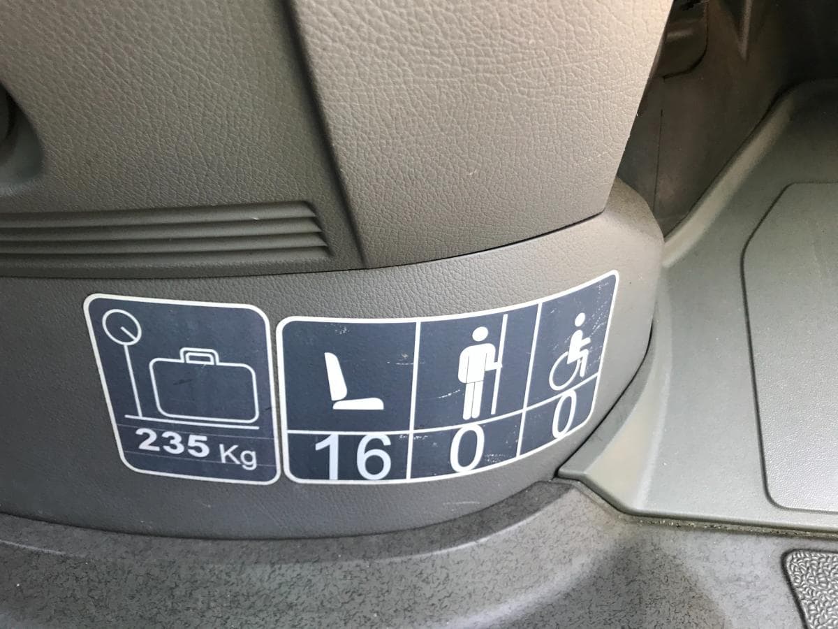 Volkswagen Crafter · 17 Lugares · Ano 2011 — image 22