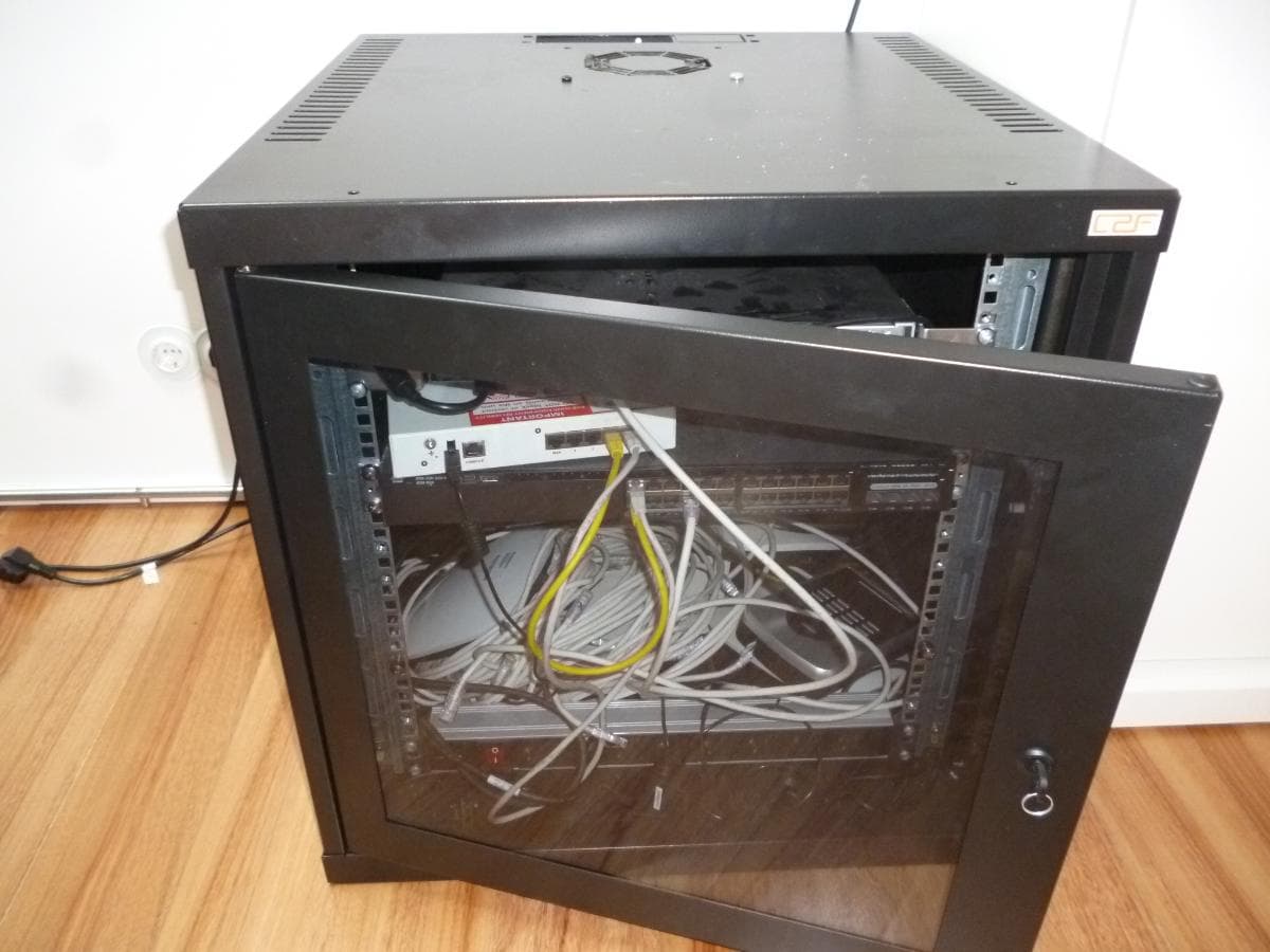 Equipamento Informático + Mobiliário de Escritório — imagen 4