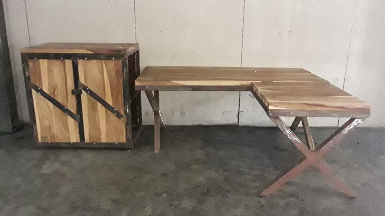 Mobiliário de Escritório ·