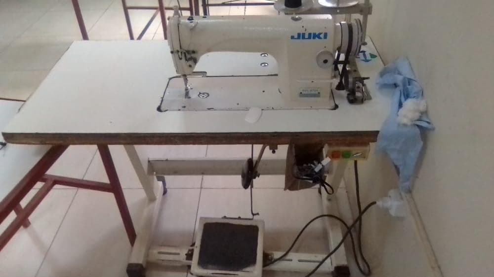 Máquina De Costura · — imagem 4