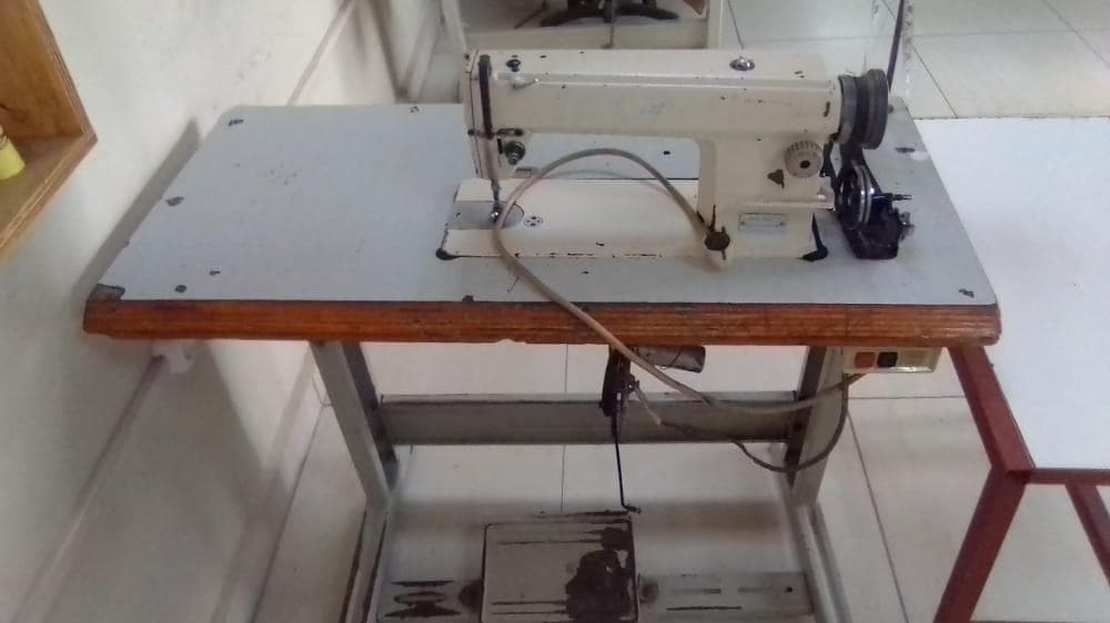 Máquina De Costura · — imagem 2