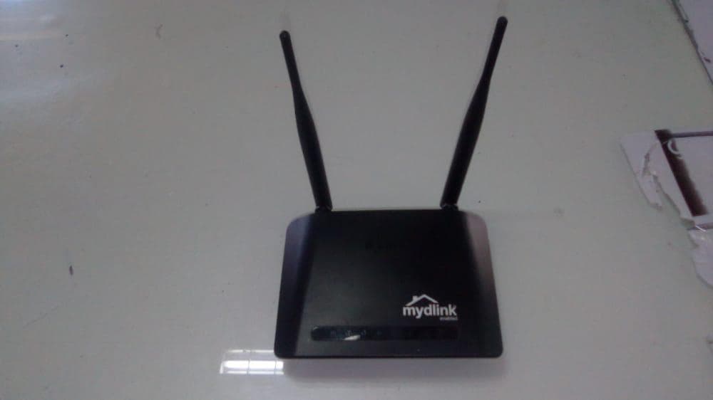 TP-LINK WAN WIRELESS ROUTERS + Creative Drawings X ( Software) + Wifi Adapter ·