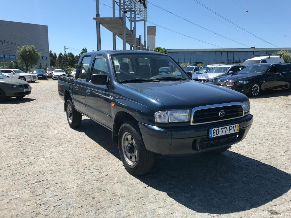 Mazda Pick Up 2.5 TD · Ano 2000 — imagem 1