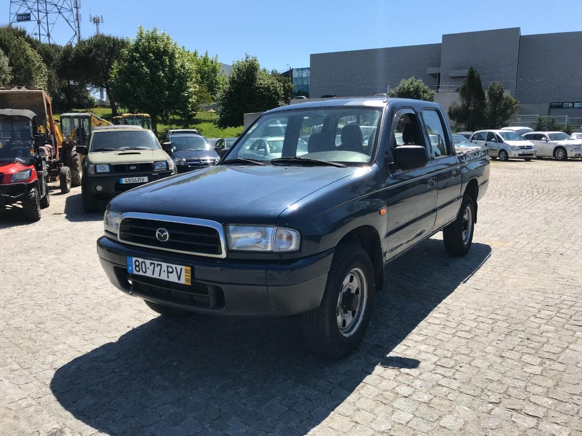 Mazda Pick Up 2.5 TD · Ano 2000 — imagem 3