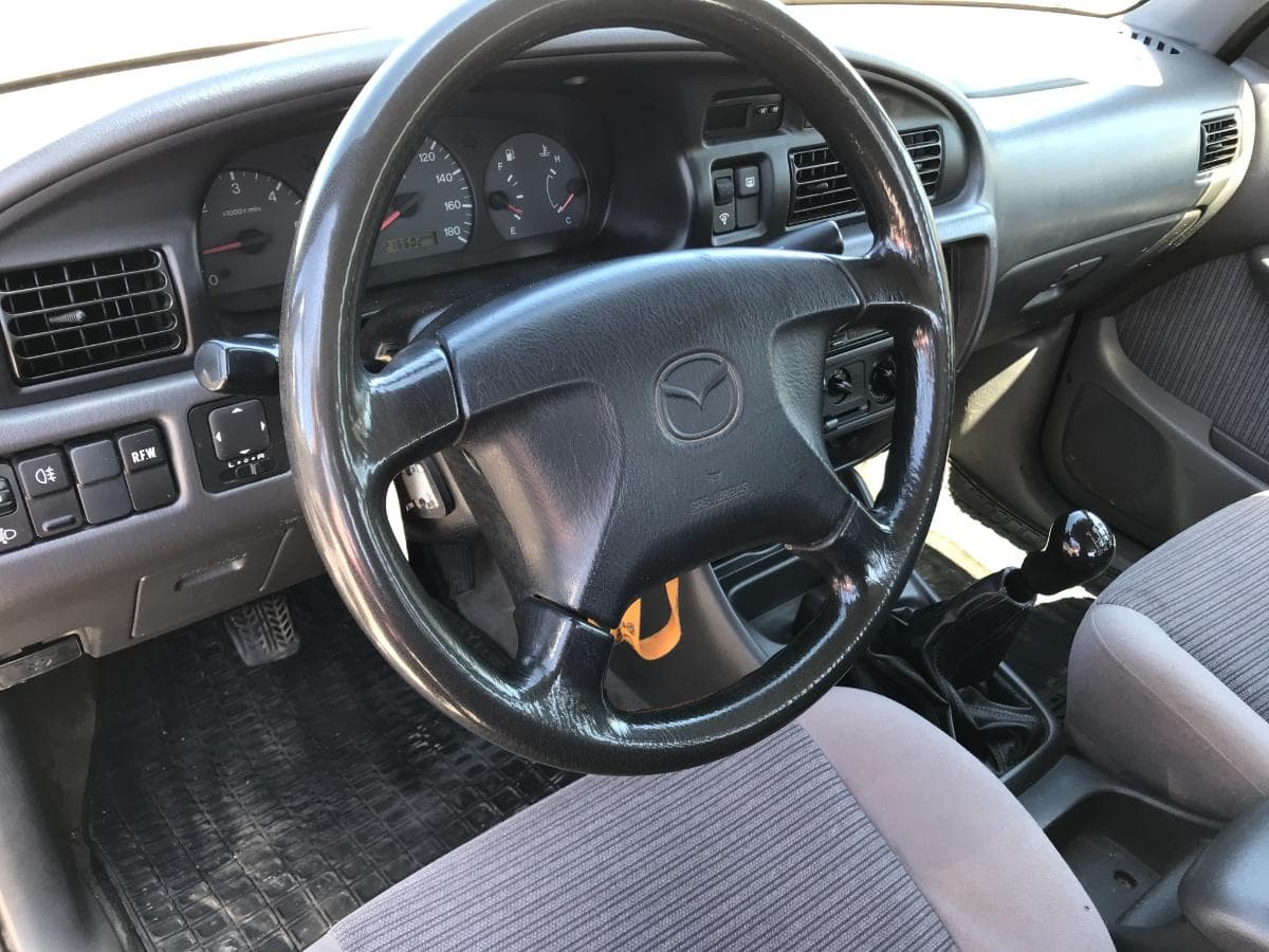 Mazda Pick Up 2.5 TD · Ano 2000 — imagem 20