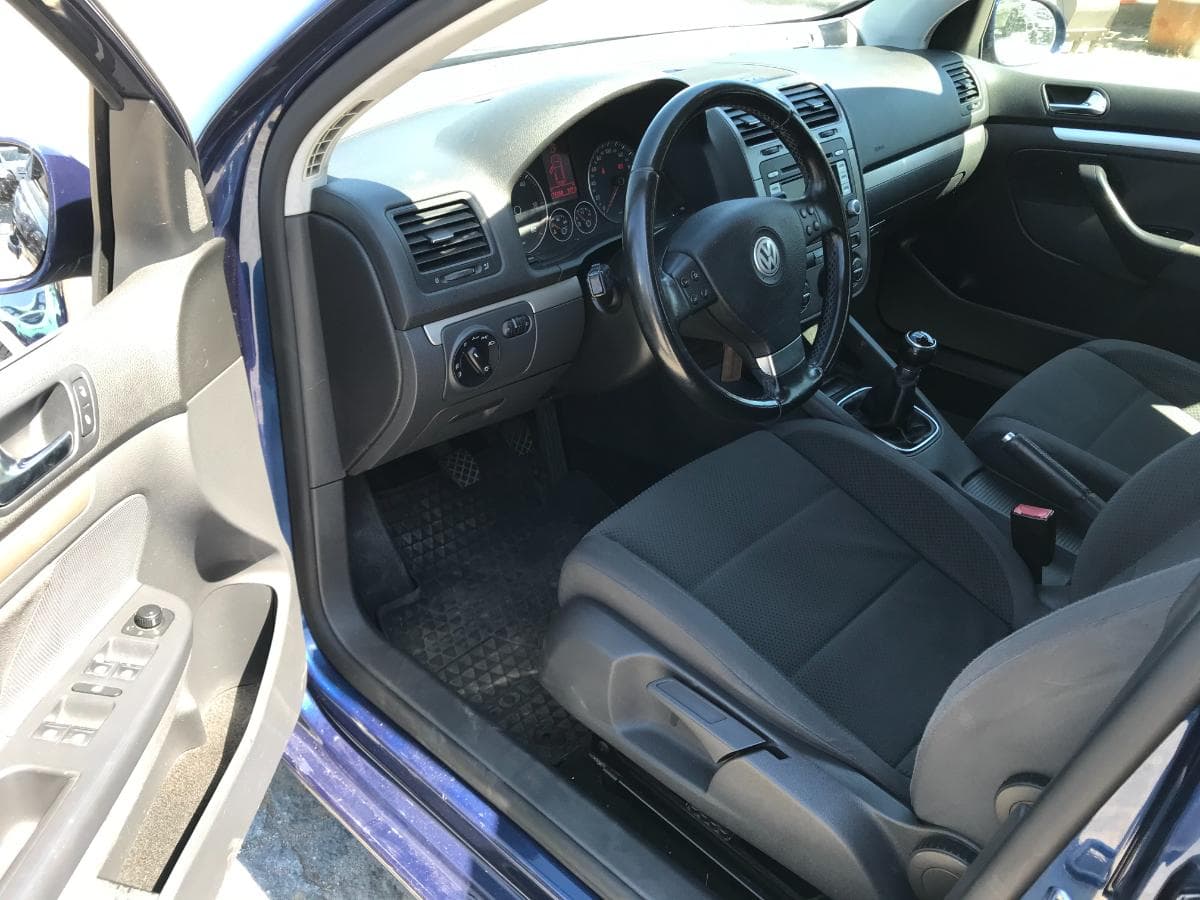 Volkswagen Golf 1.9 TDI · Ano 2008 — imagen 12