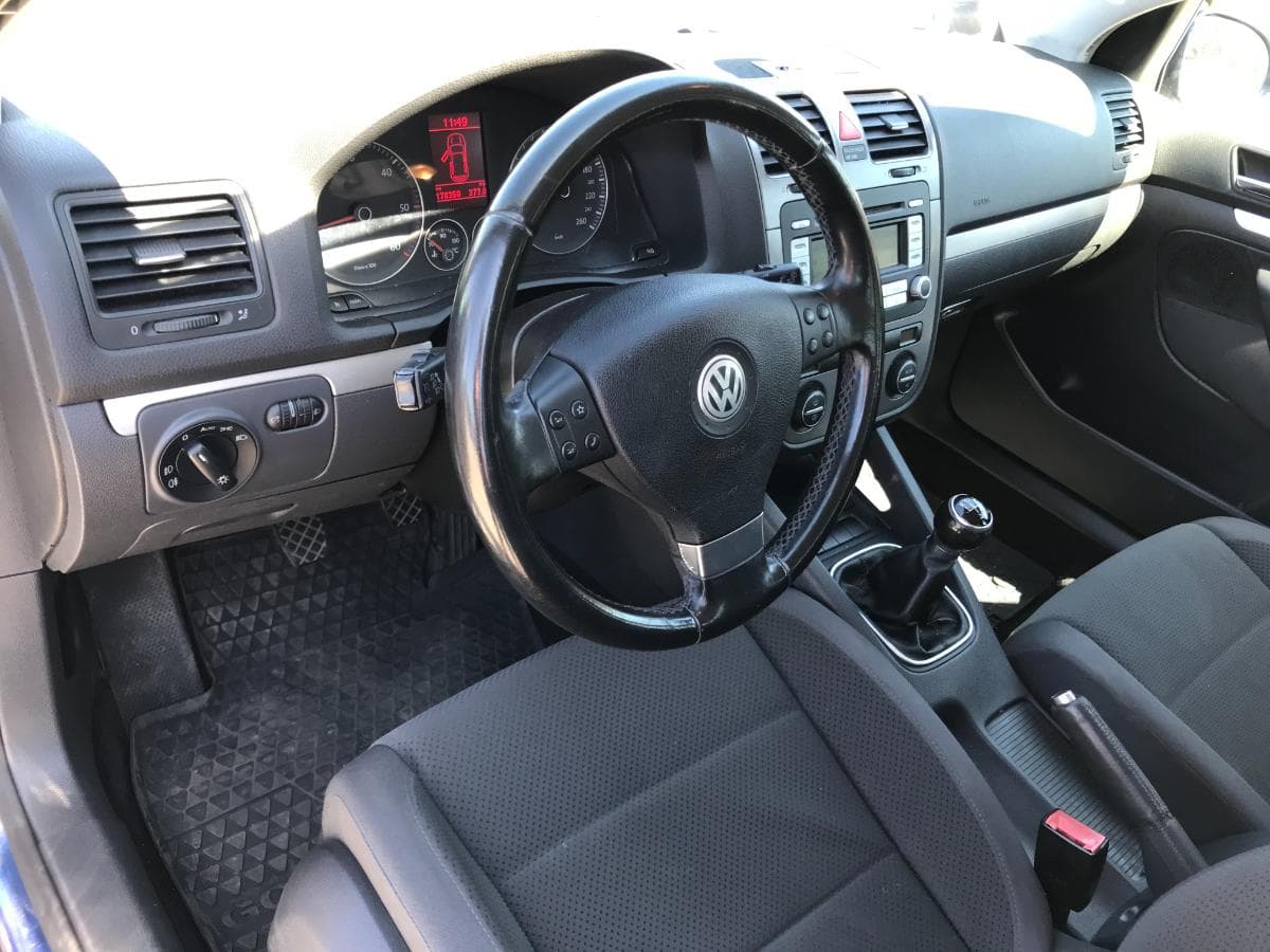 Volkswagen Golf 1.9 TDI · Ano 2008 — imagen 19