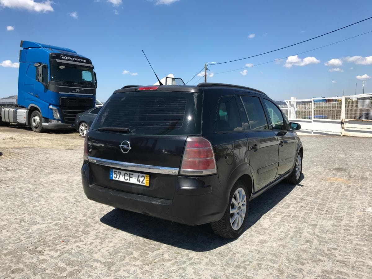 Opel Zafira 1.9 CDTI · Ano 2006 — imagem 4