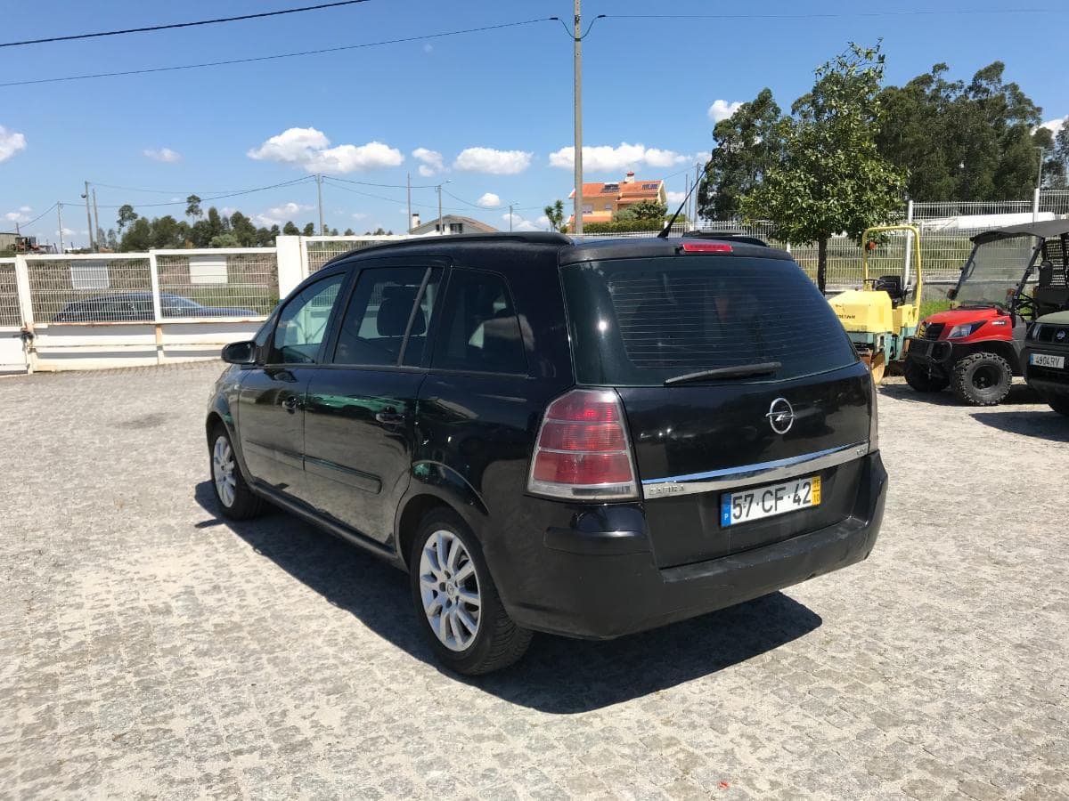 Opel Zafira 1.9 CDTI · Ano 2006 — imagem 6