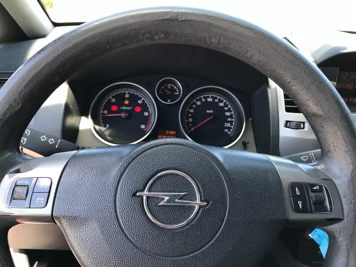 Opel Zafira 1.9 CDTI · Ano 2006 — imagem 24