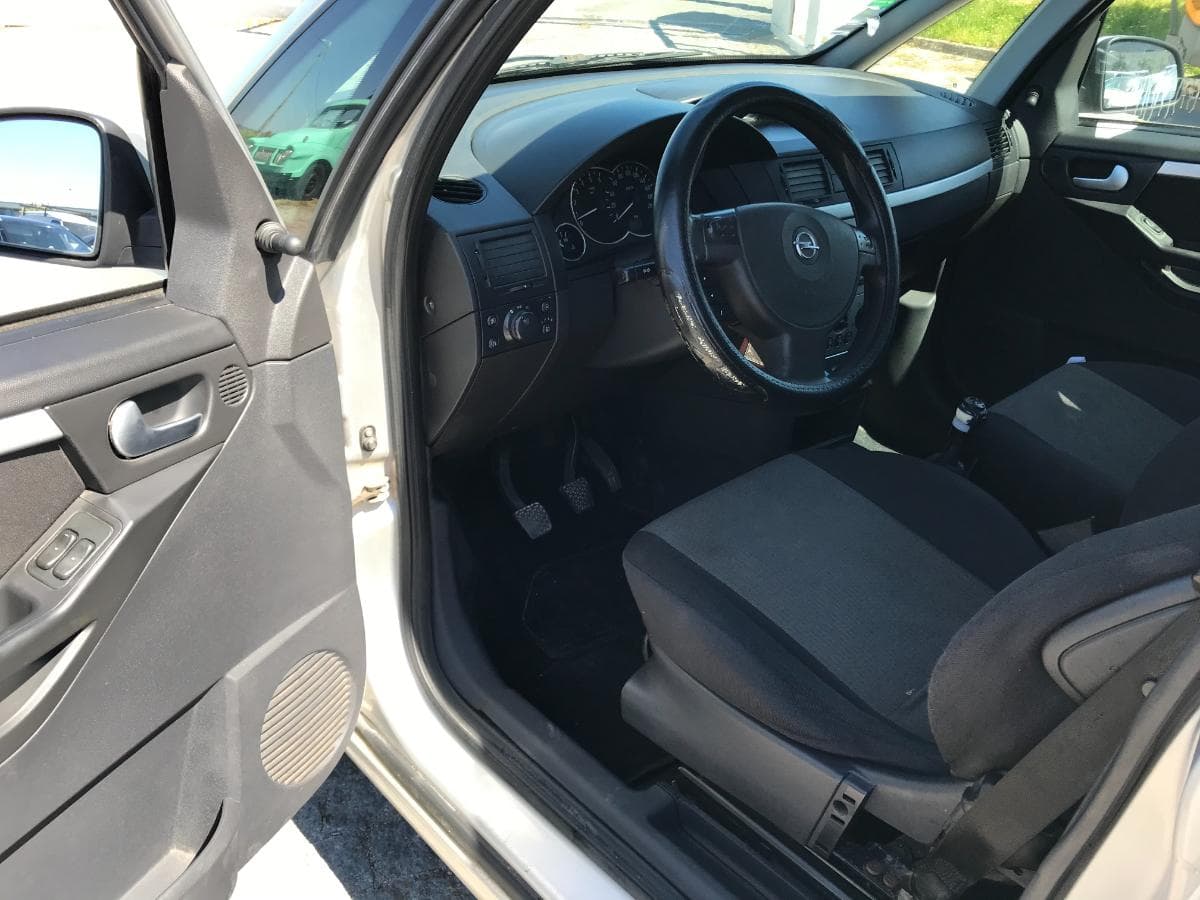 Opel Meriva 1.3 CDTI · Ano 2005 — image 12