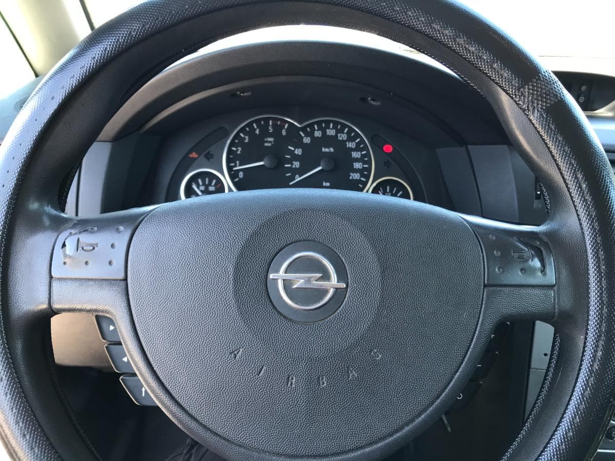 Opel Meriva 1.3 CDTI · Ano 2005 — image 22