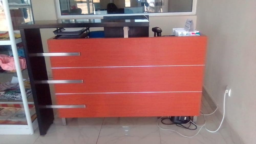 Mueble de Oficina ·