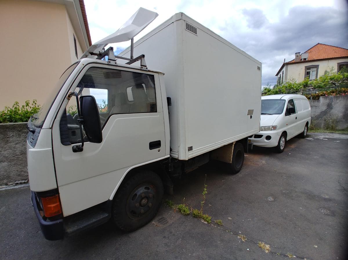 MITSUBISHI CANTER — imagem 3