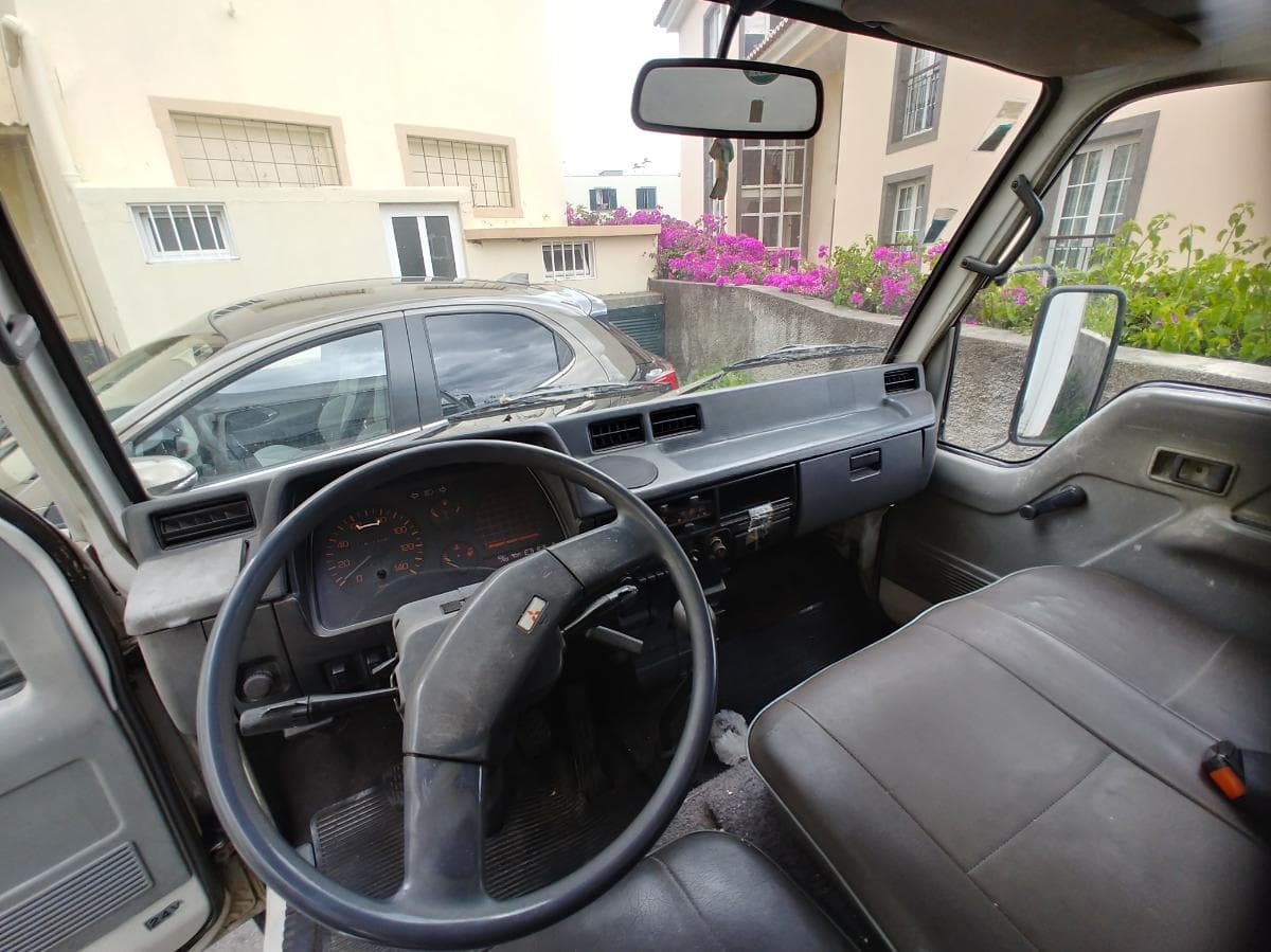 MITSUBISHI CANTER — imagem 6